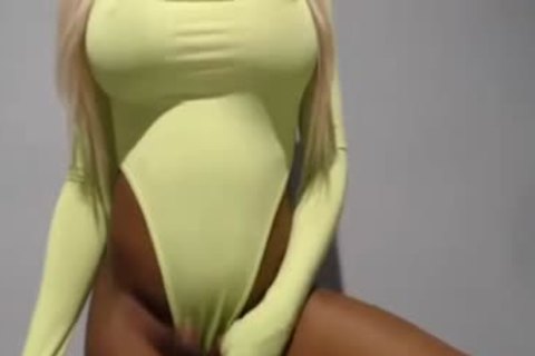 dark t-girl large large penis