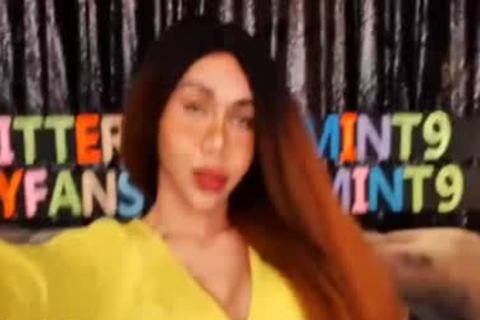 Ladyboy 10 Inch rod Self engulfing