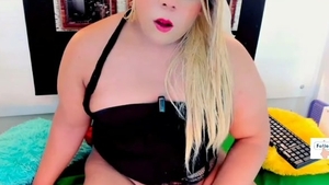 big Beauty Tasha_Gatti Cums At 9:32 And Keeps The Geyser Going