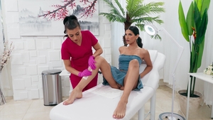 Trans Angels: Sexy Blowjob Surprises Gal